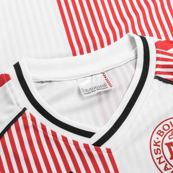 Denmark Retro 1986 World Cup Away Shirt  + Eriksen 10 (Euro 2024 Qualifiers Fullset) 