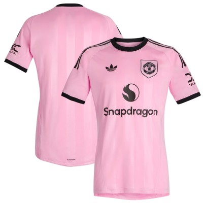 Manchester United 2025/26 Third Goalkeeper Shirt - Pink