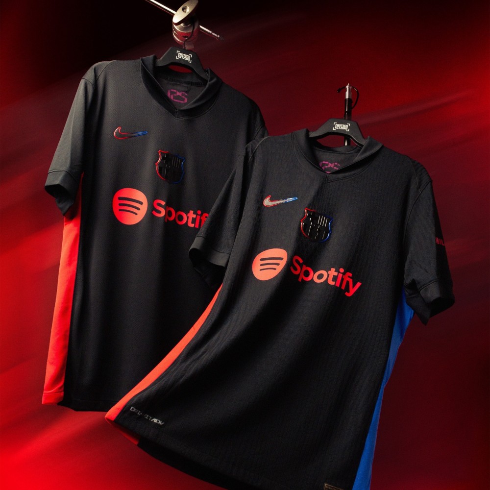 Barcelona FC  2024/25 Away Shirt